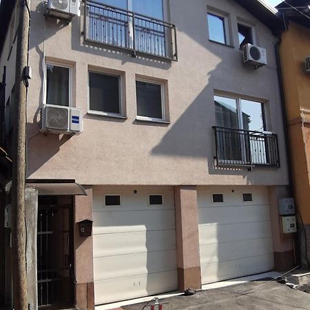 Our Way S Apartment With Airco And Own Garage Sarajevo Exterior photo